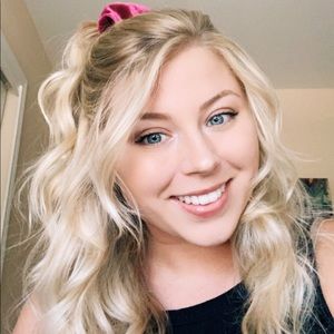 Meet your Posher, Katelynn